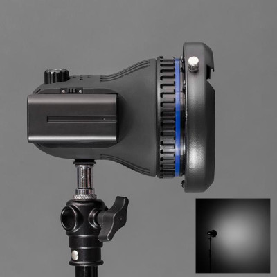 Wellmaking Kit Illuminatore LED 80W con batterie